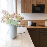 17-stillvolles 2-zimmer Mit Boxspringbett,wlan,grossem Balkon Mit Gartenblick