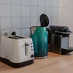 17-stillvolles 2-zimmer Mit Boxspringbett,wlan,grossem Balkon Mit Gartenblick 비스바덴