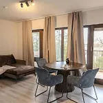 아파트 17-stillvolles 2-zimmer Mit Boxspringbett,wlan,grossem Balkon Mit Gartenblick 비스바덴