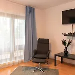 17-stillvolles 2-zimmer Mit Boxspringbett,wlan,grossem Balkon Mit Gartenblick 아파트