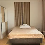 17-stillvolles 2-zimmer Mit Boxspringbett,wlan,grossem Balkon Mit Gartenblick 아파트 비스바덴