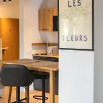 17-stillvolles 2-zimmer Mit Boxspringbett,wlan,grossem Balkon Mit Gartenblick 아파트