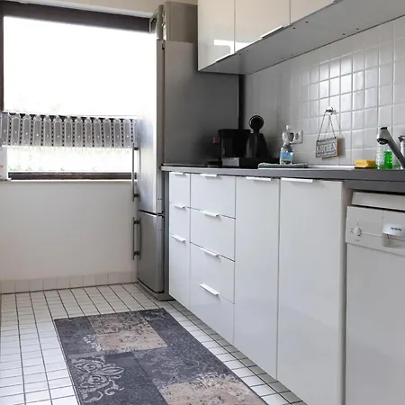 17-stillvolles 2-zimmer Mit Boxspringbett,wlan,grossem Balkon Mit Gartenblick