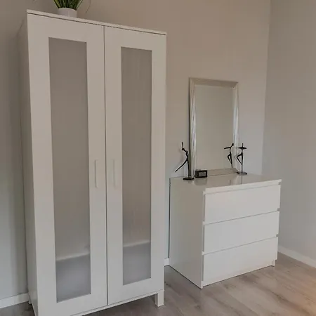 Apartmentsanlage Mit Komfortwohnungen Mit Kueche,Wlan Und Kostenfreien Parkplaetzen