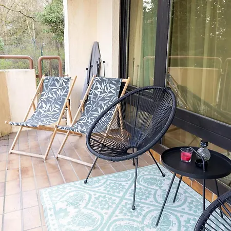 Apartmentsanlage Mit Komfortwohnungen Mit Kueche,wlan Und Kostenfreien Parkplaetzen *