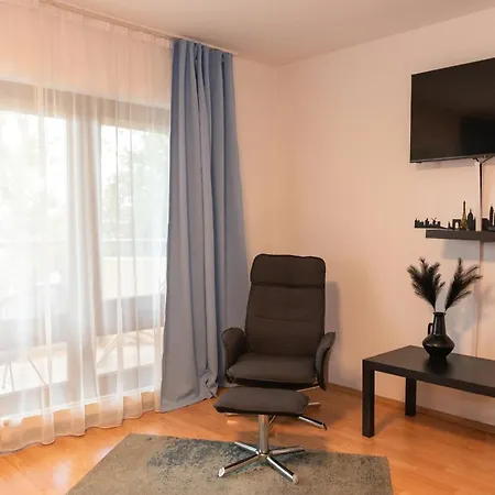 Apartmentsanlage Mit Komfortwohnungen Mit Kueche,wlan Und Kostenfreien Parkplaetzen Διαμέρισμα
