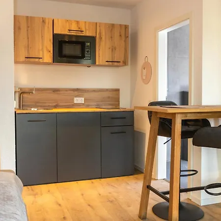 17-stillvolles 2-zimmer Mit Boxspringbett,wlan,grossem Balkon Mit Gartenblick