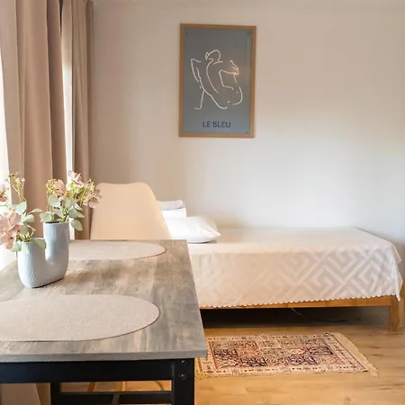 17-stillvolles 2-zimmer Mit Boxspringbett,wlan,grossem Balkon Mit Gartenblick *