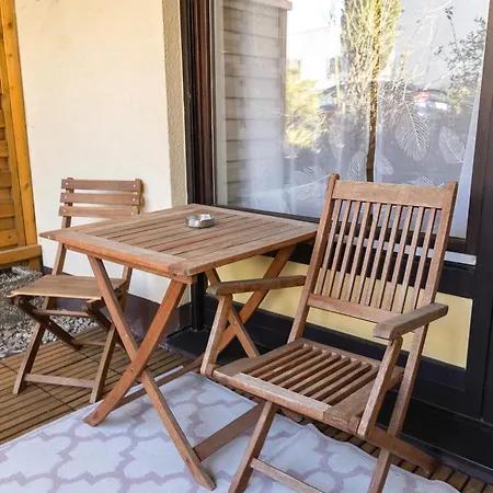 Apartmentsanlage Mit Komfortwohnungen Mit Kueche,wlan Und Kostenfreien Parkplaetzen Βιζμπάντεν