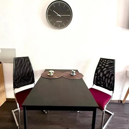 Apartmentsanlage Mit Komfortwohnungen Mit Kueche,wlan Und Kostenfreien Parkplaetzen Wiesbaden