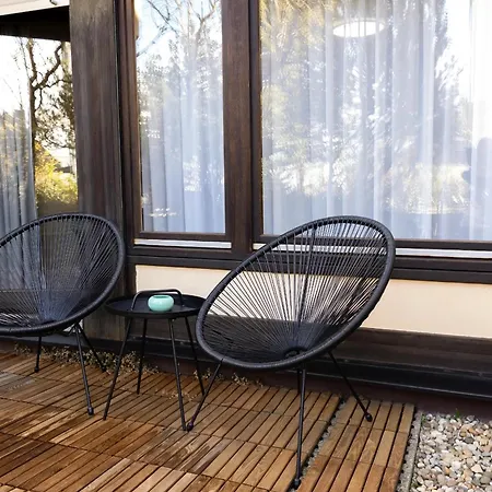 Apartmentsanlage Mit Komfortwohnungen Mit Kueche,wlan Und Kostenfreien Parkplaetzen *