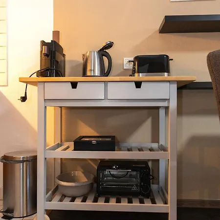 Apartmentsanlage Mit Komfortwohnungen Mit Kueche,wlan Und Kostenfreien Parkplaetzen *