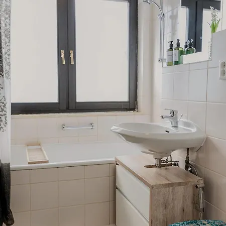 Apartmentsanlage Mit Komfortwohnungen Mit Kueche,wlan Und Kostenfreien Parkplaetzen Appartement *