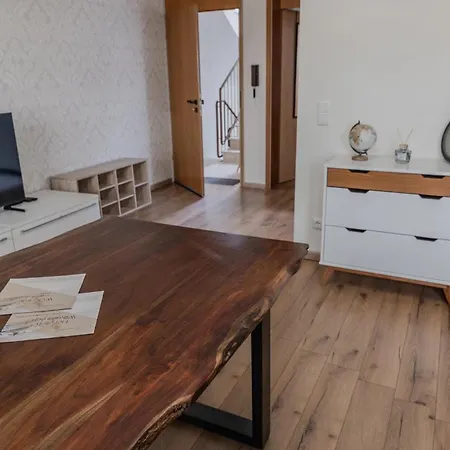 Apartmentsanlage Mit Komfortwohnungen Mit Kueche,wlan Und Kostenfreien Parkplaetzen *