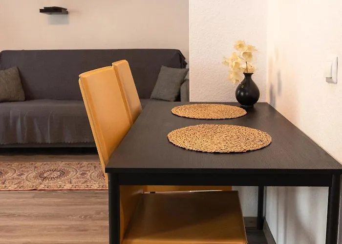 17-stillvolles 2-zimmer Mit Boxspringbett,wlan,grossem Balkon Mit Gartenblick Lejlighed