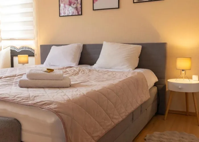 17-stillvolles 2-zimmer Mit Boxspringbett,wlan,grossem Balkon Mit Gartenblick